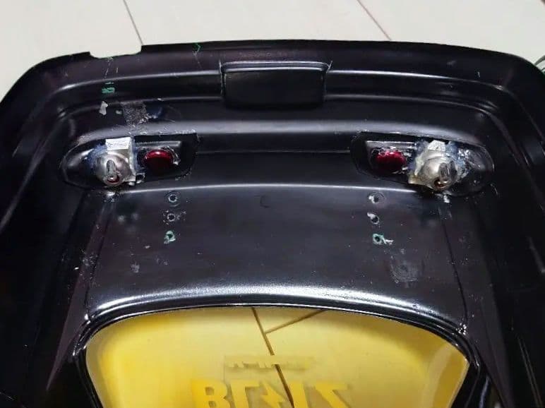 パンドラ　スカイラインR32 4ドア　ボディ