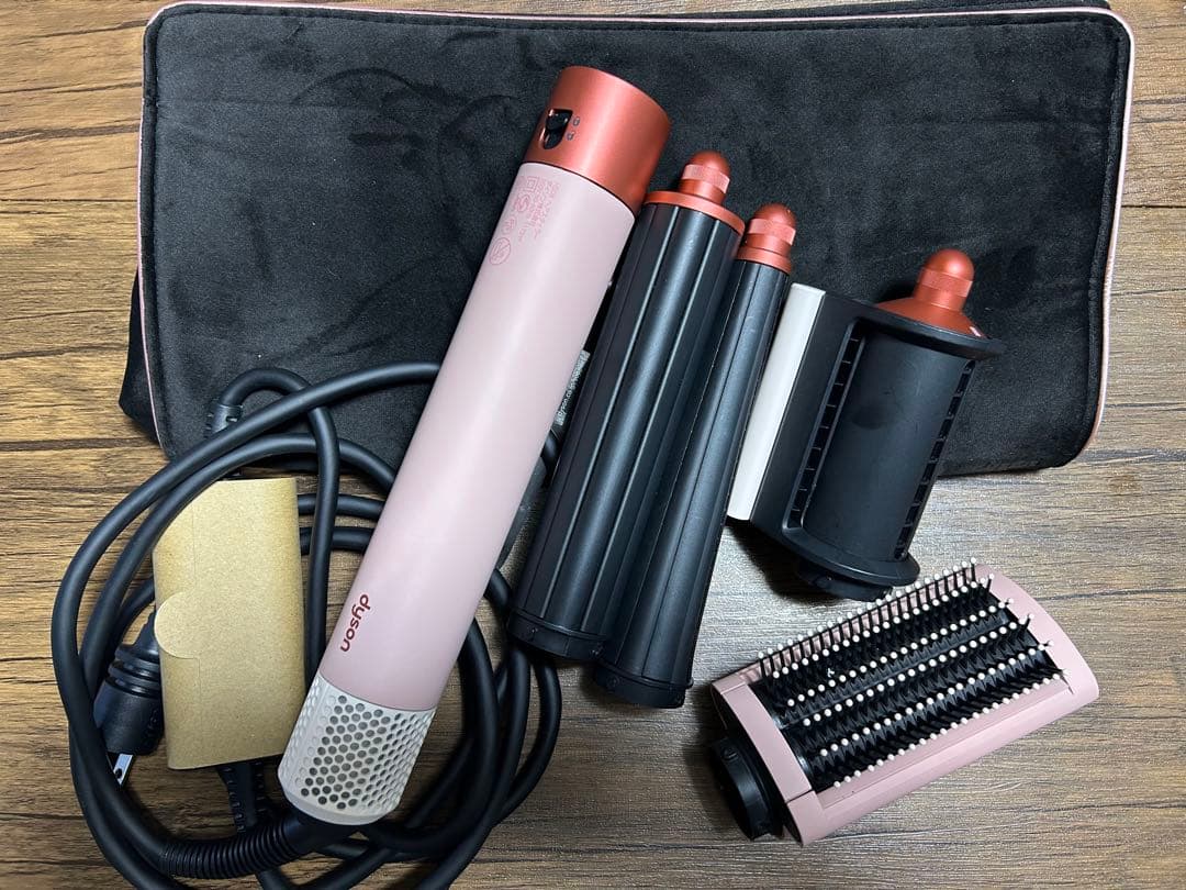 美品　Dyson air wrap ポーチ付