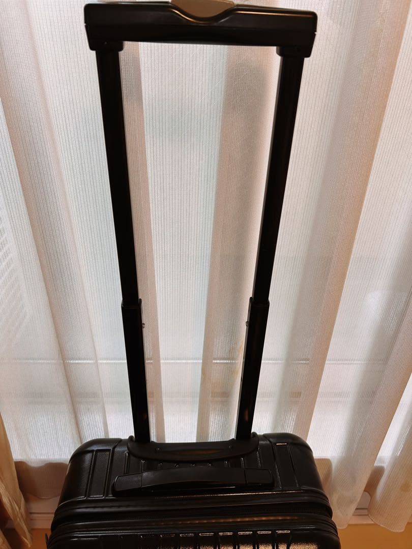 美品⭐︎RIMOWAリモワサルサ　2輪　33L 機内OK 廃盤商品　スーツケース