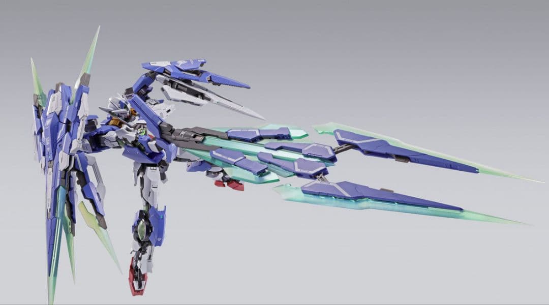 メタルビルド。ダブルオークアンタ.フルセイバー。