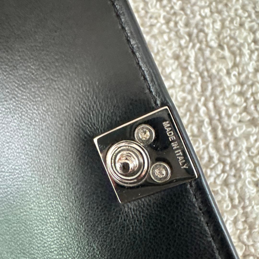 お値下げ中！未使用品　マルニ　MARNI ブラック 三つ折り財布