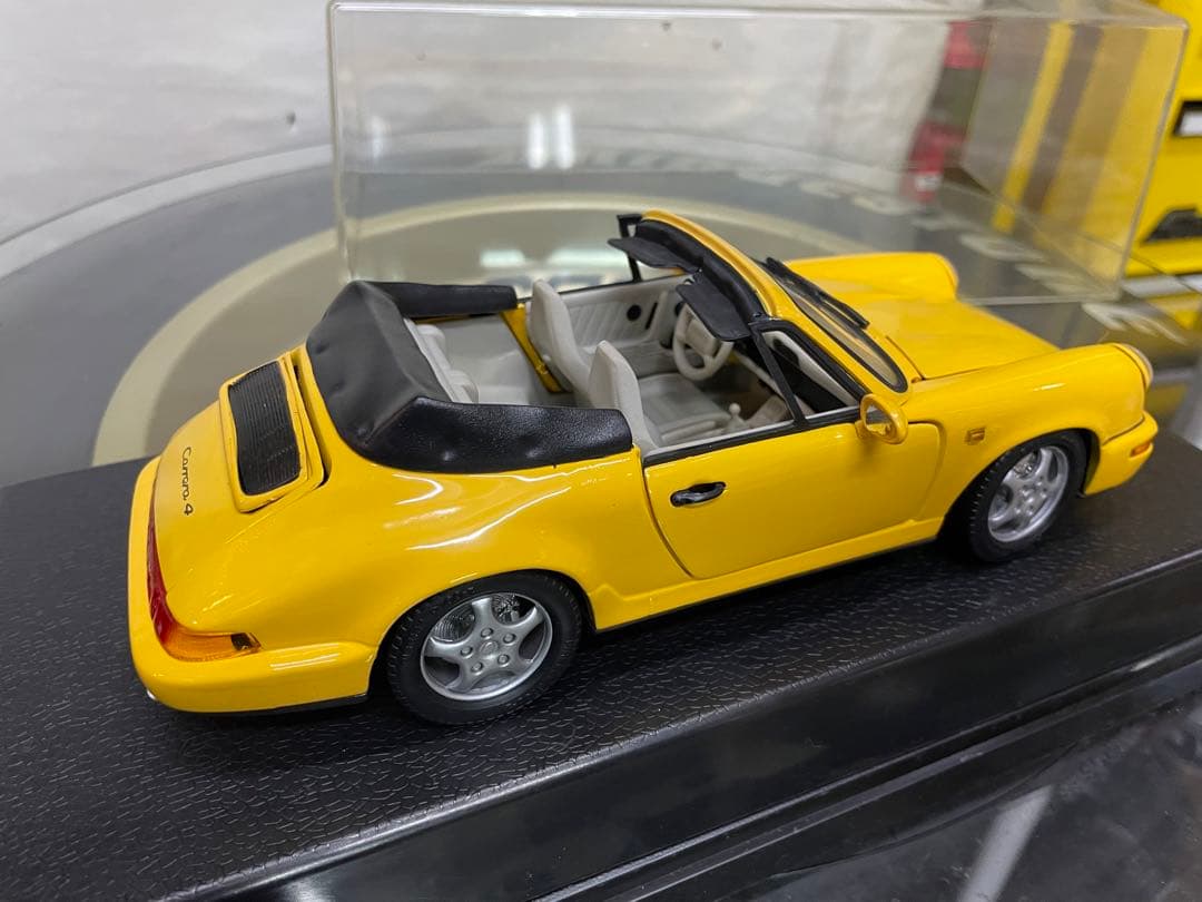 ポルシェ911 カレラ4カブリオレ