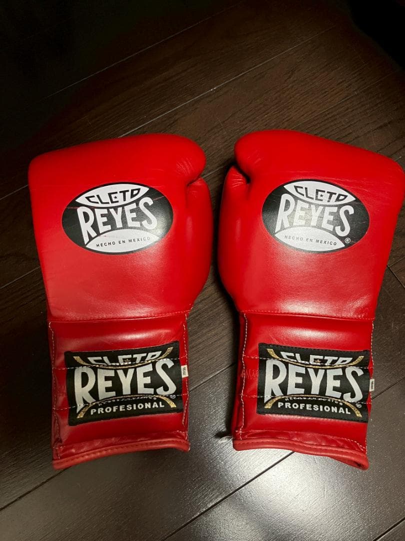 REYES ボクシンググローブ レッド 16oz