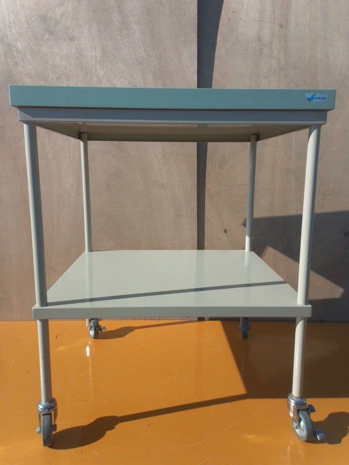 SOLNO 調剤テーブル　丈夫なツールワゴン　作業台　薬局　机