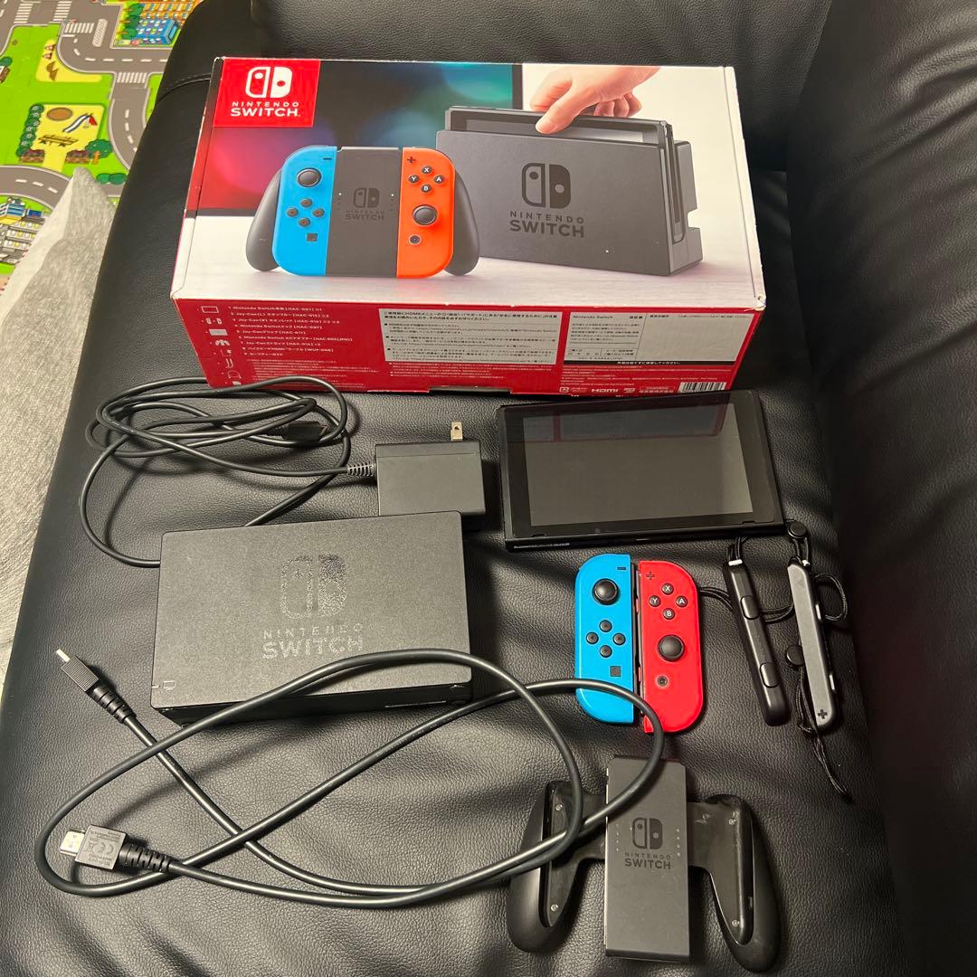 Nintendo Switch スイッチ本体　ネオンレッド/ネオンブルー