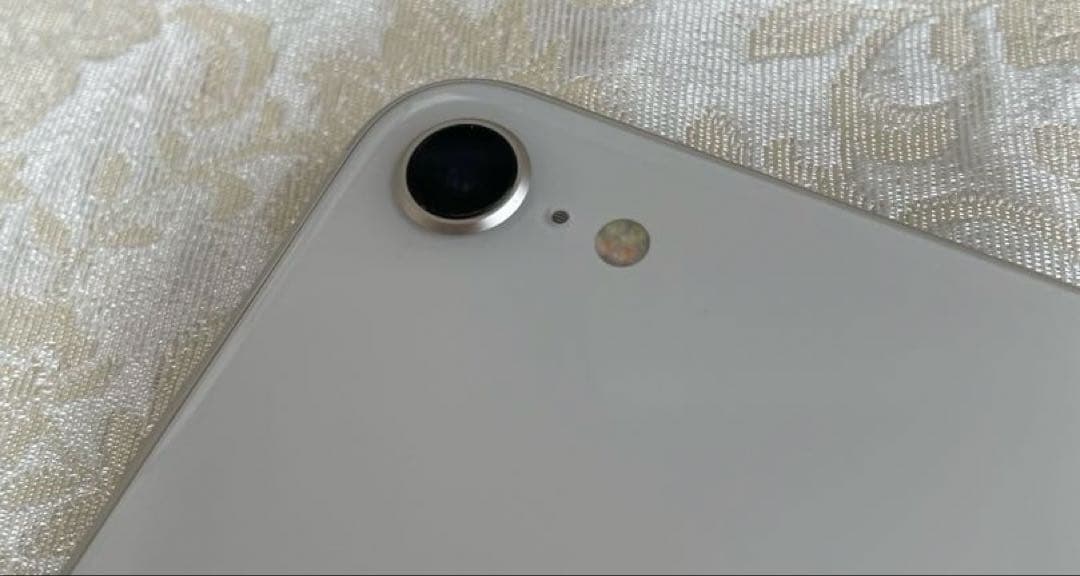 スマホ Apple iPhoneSE 第3世代 128GB スターライト 白