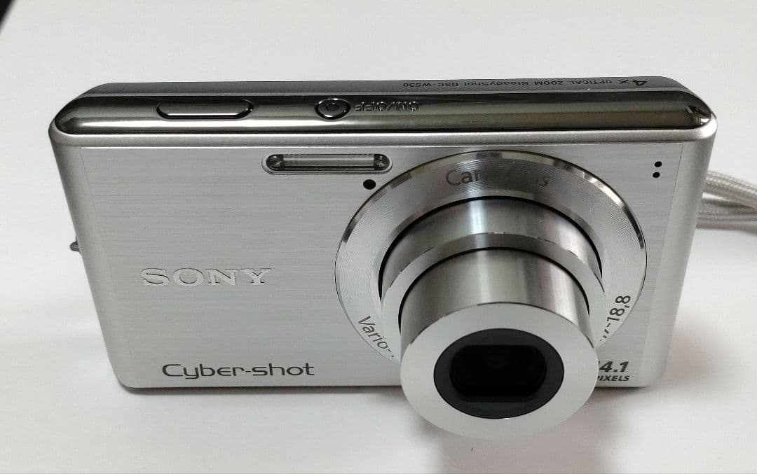 Sony Cyber-shot DSC-W530 デジタルカメラ　シルバー