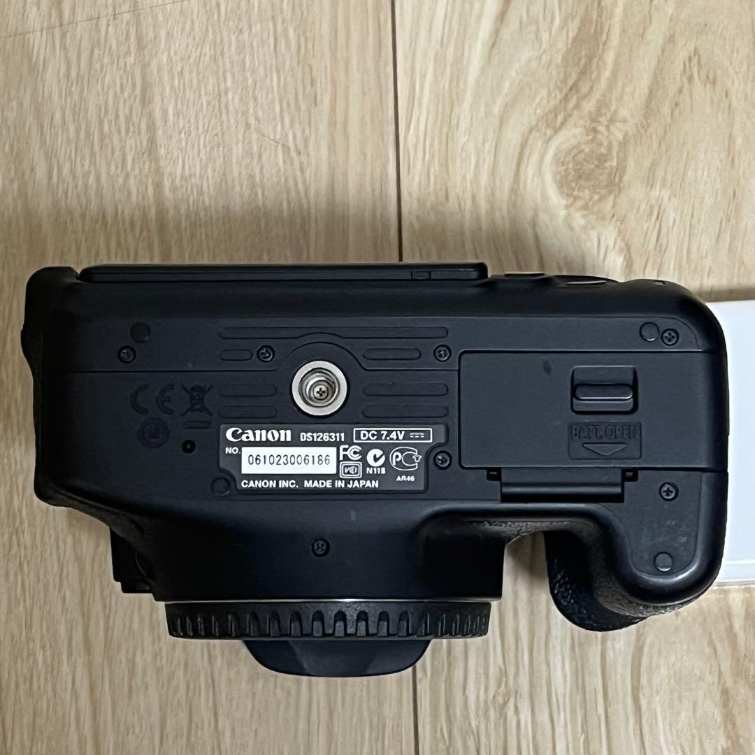 Canon キャノン EOS Kiss X5 ボディ