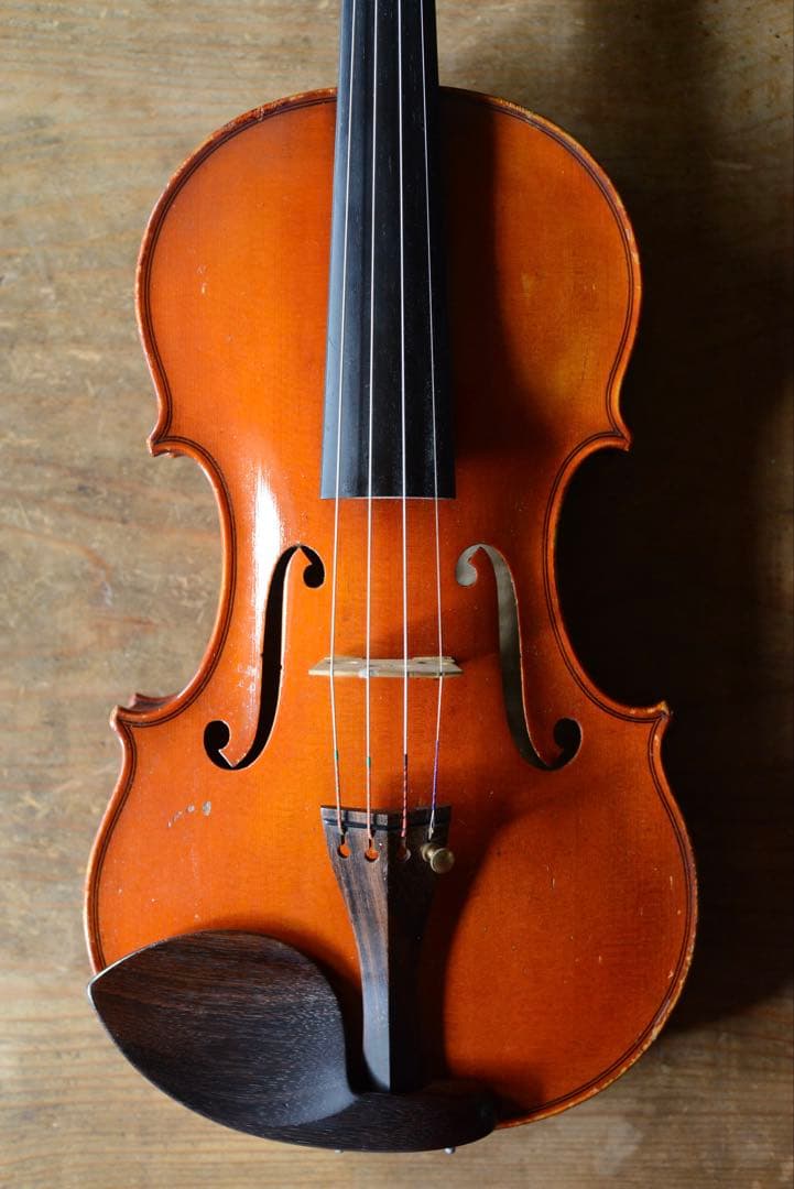 古いヴァイオリン　ラベル1910 プラハ