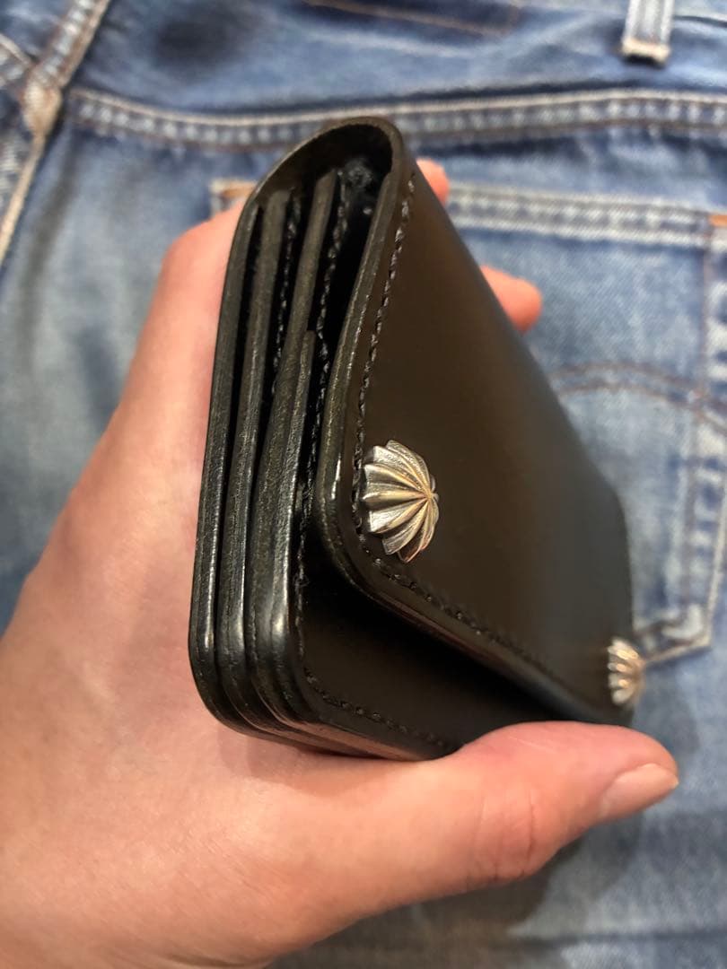 トラッカーウォレット　ショートサイズ　シルバー925アポロコンチョ　シボ革