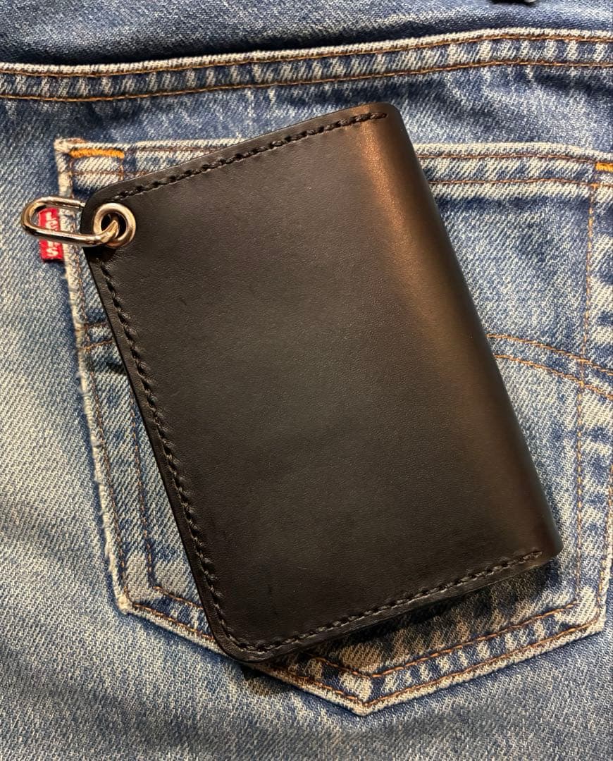 トラッカーウォレット　ショートサイズ　シルバー925アポロコンチョ　シボ革