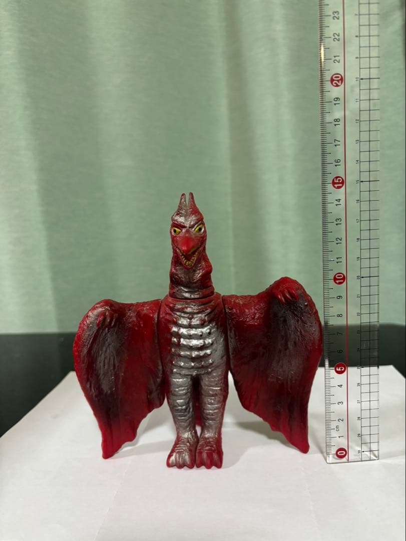 東宝三大怪獣　架空の怪獣「ラドン」フィギュア