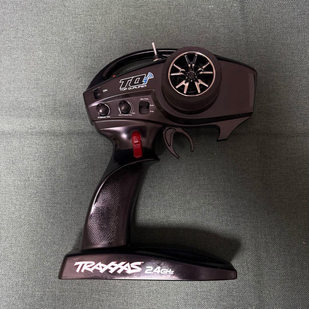 トラクサス　TRX4 ディフェンダー