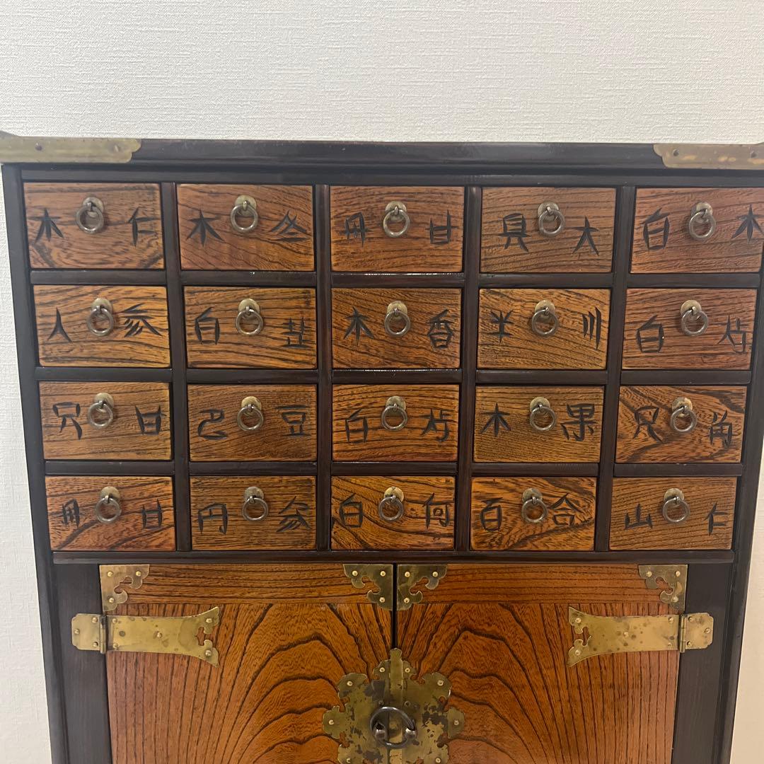 【希少】李朝家具 薬箪笥（ヤクジャン）韓国アンティーク　タンス
