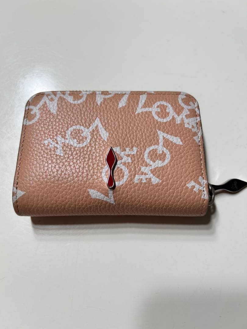 Christian Louboutin 財布　小銭入れ　ケース　ベージュ