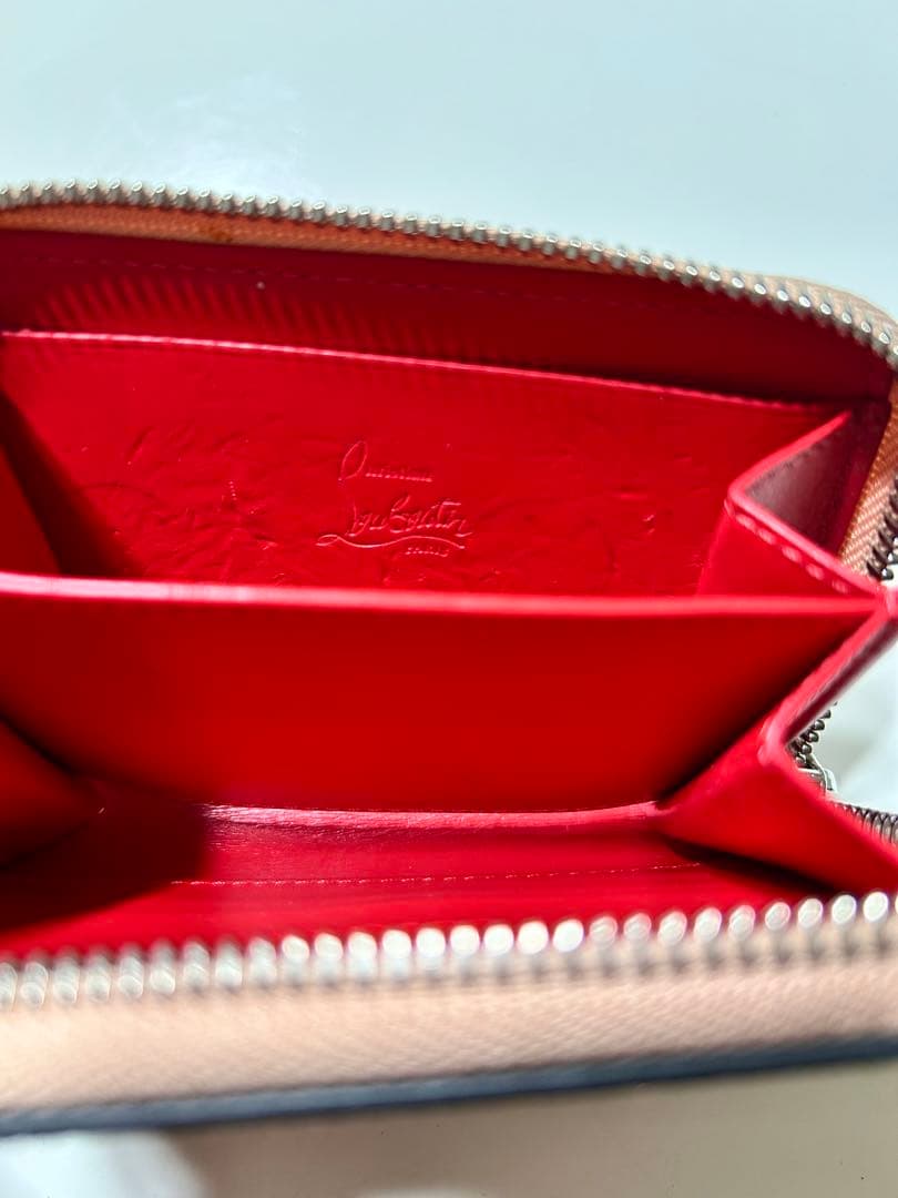 Christian Louboutin 財布　小銭入れ　ケース　ベージュ