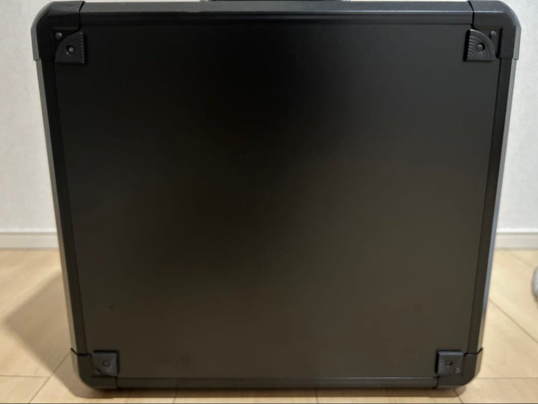 アルマンド信号機アタッシュケース　ロゼ、ゴールド、グリーン3本セット(空き瓶)