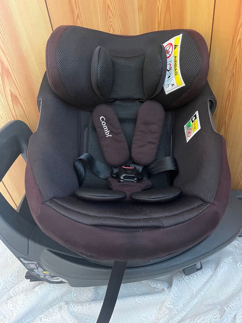 【再値引き！】combi The S ISOFIX ZB-750 エッグショック