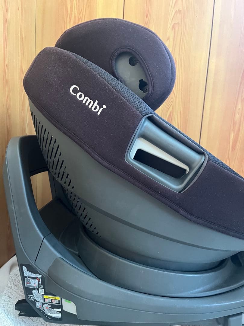 【再値引き！】combi The S ISOFIX ZB-750 エッグショック