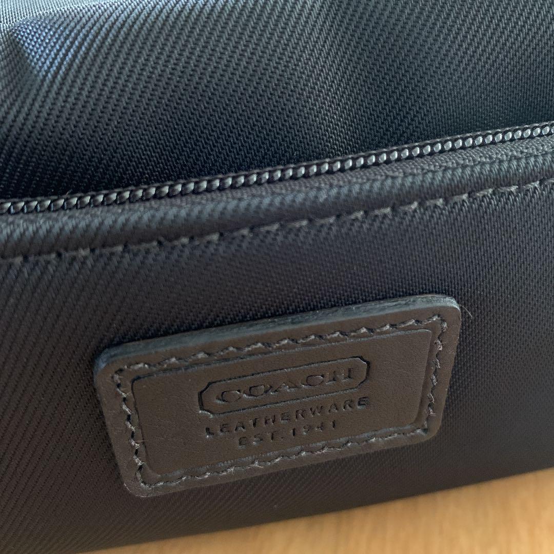 コーチ トラベル ポーチ 携帯ポーチ ブラック