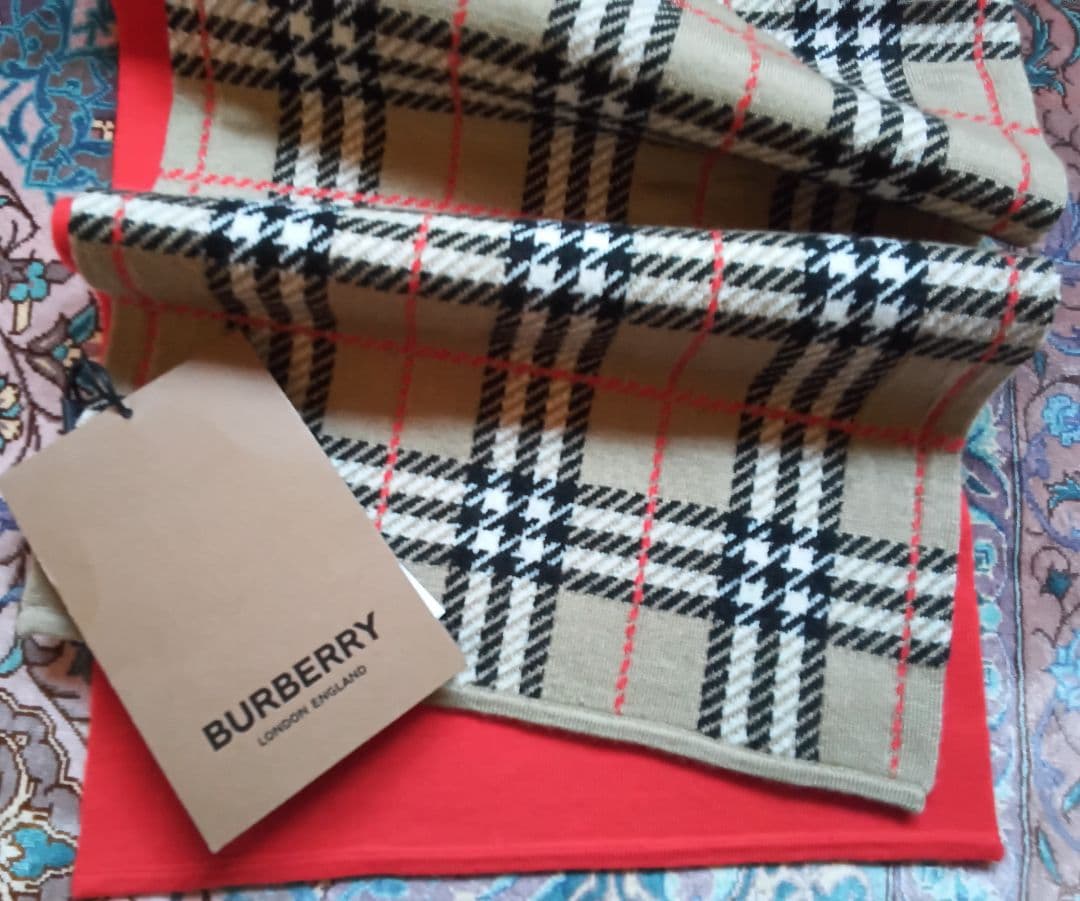 .n. バーバリー マフラーストール ニット マイクロサイズ 6043