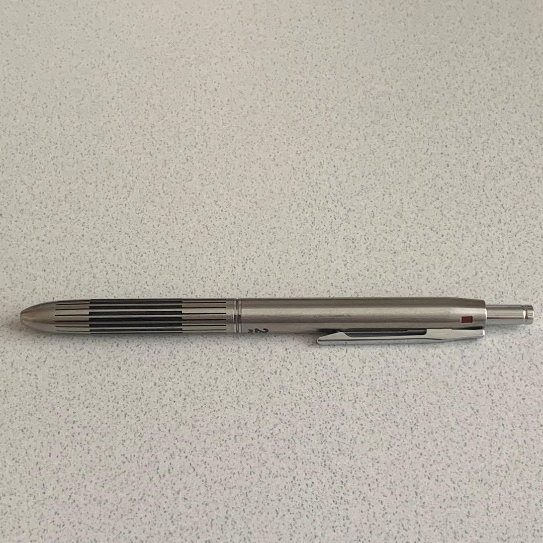 りゅ様用　パイロット　2＋1 蝕刻仕様　多機能ボールペン