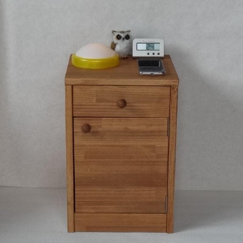 歳末セール￥１５８００を￥１４８００　ナイトテーブル、サイドテーブル、収納BOX