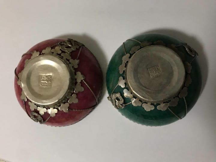 翡翠？瑪瑙？銀嵌茶碗一対　（天福紋銀）銘あり