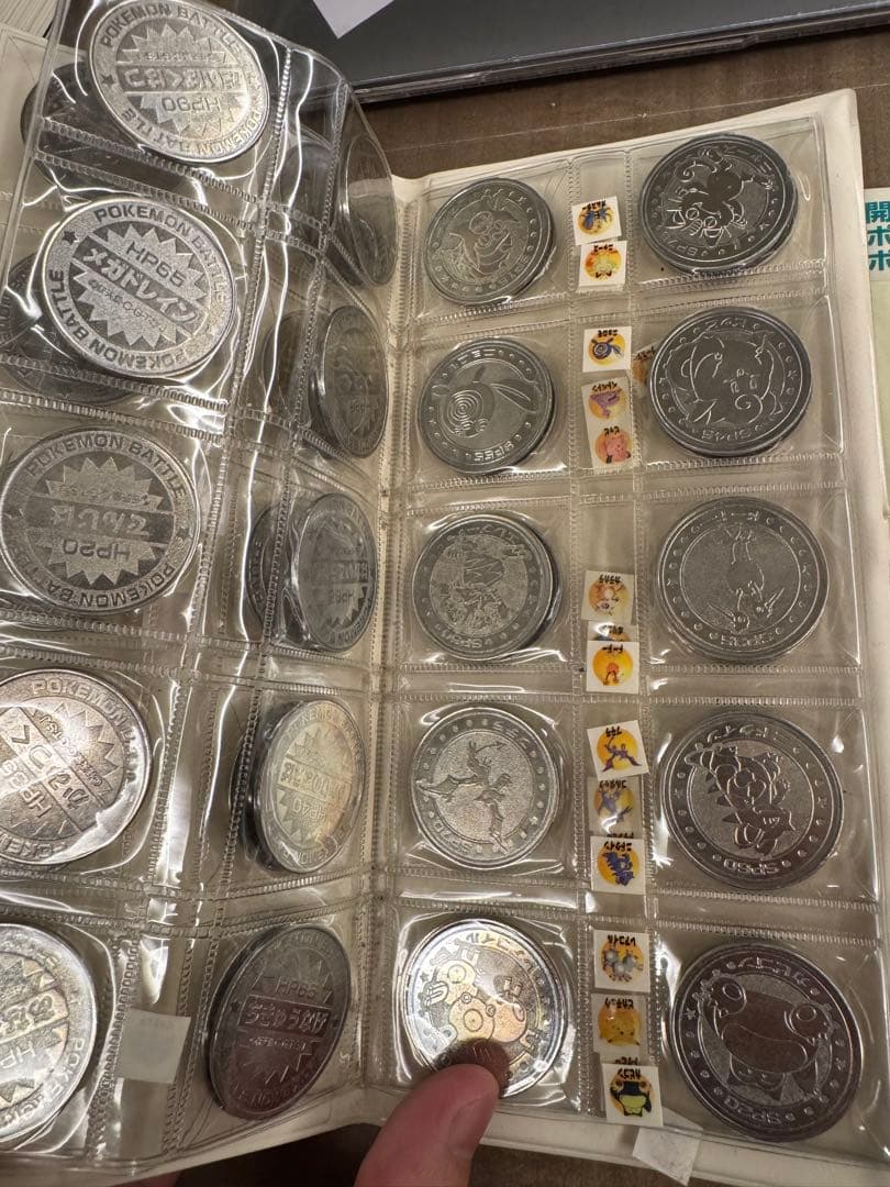 当時モノ開いてバトル！ポケモン メタル ポケットフォルダー 40枚