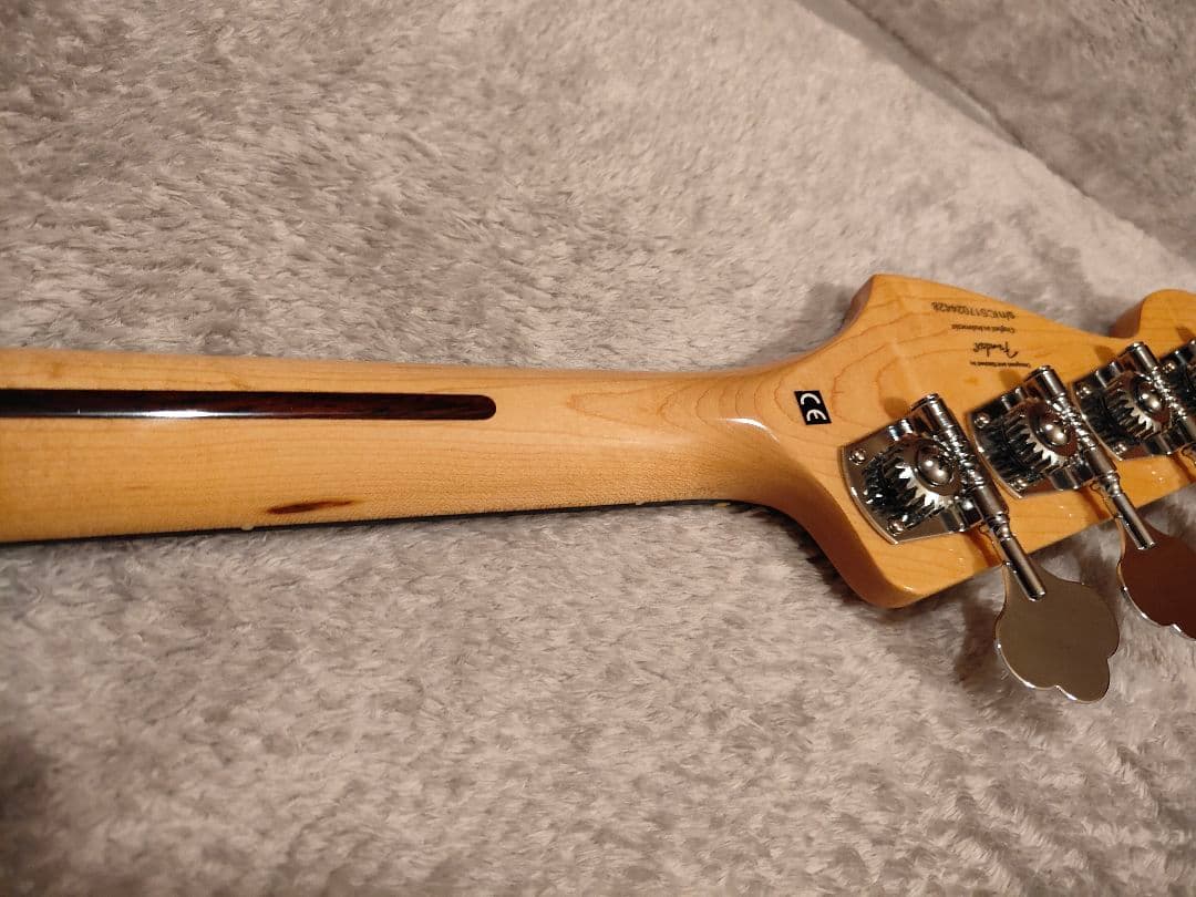 ベース Squier Vintage Modified 70's Jazz Bass