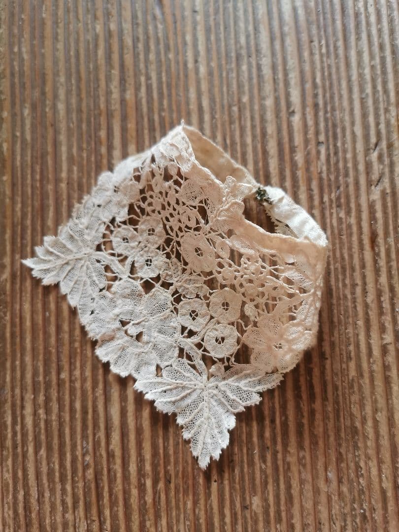 アンティーク ブリュッセルレース 付け襟 ポワンドローズ 胸飾り ジャボ タイ