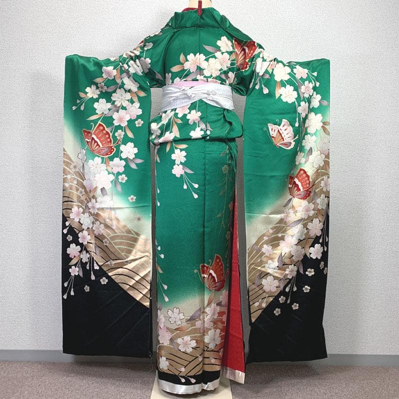 508z16〇仮絵羽 振袖 金彩 蝶々 桜 明るい緑〇美品 成人式 結婚式