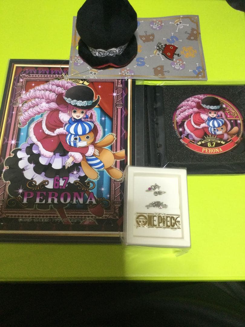 ONE PIECE 麦わらストア　ペローナバースデーグッズ
