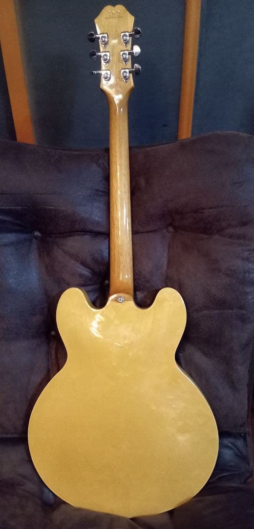 Epiphone DOT セミホロウボディ ナチュラル