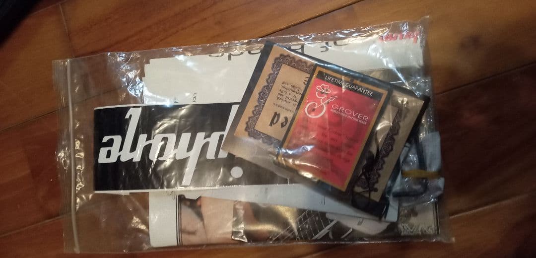 Epiphone DOT セミホロウボディ ナチュラル