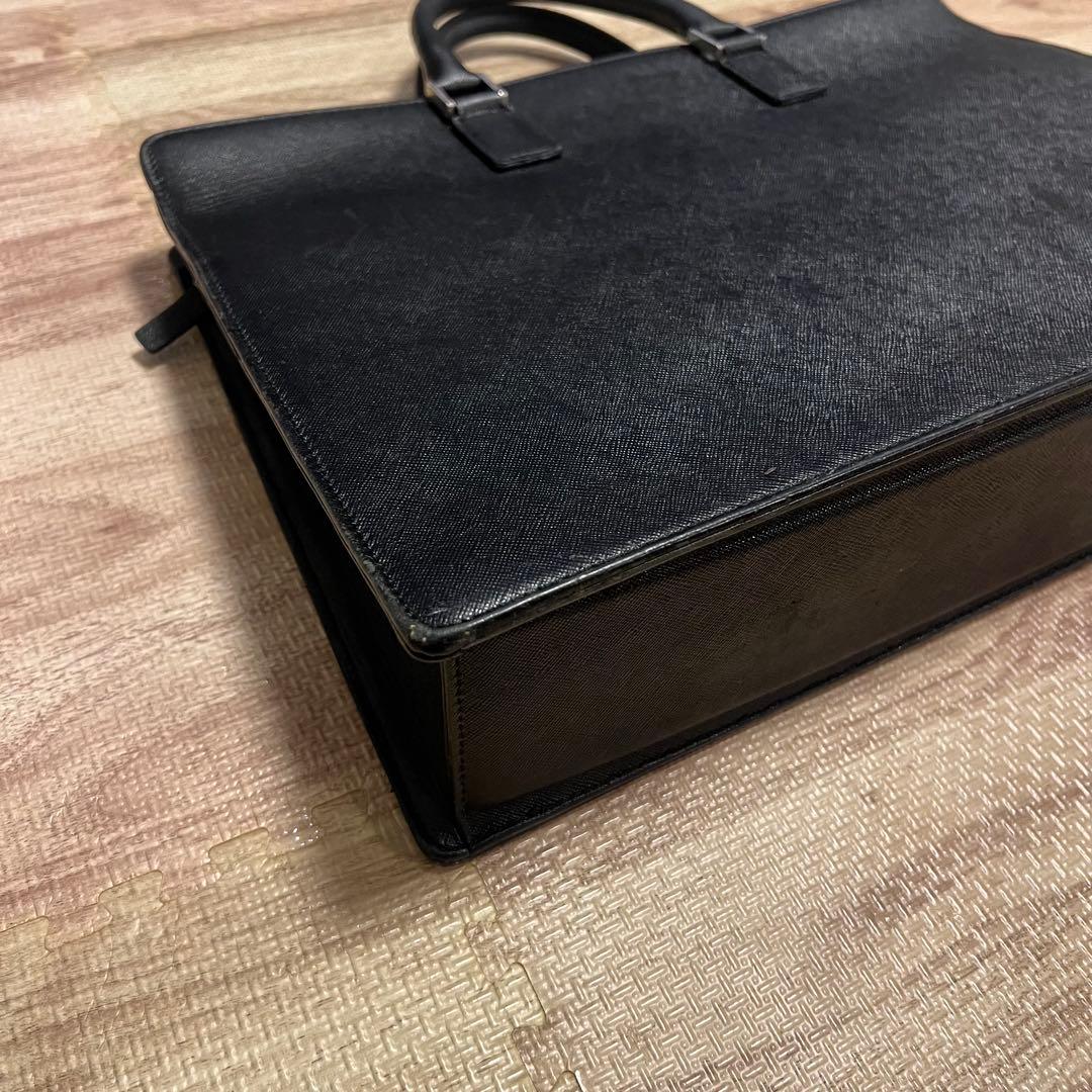 BURBERRY 黒 ビジネスバッグ