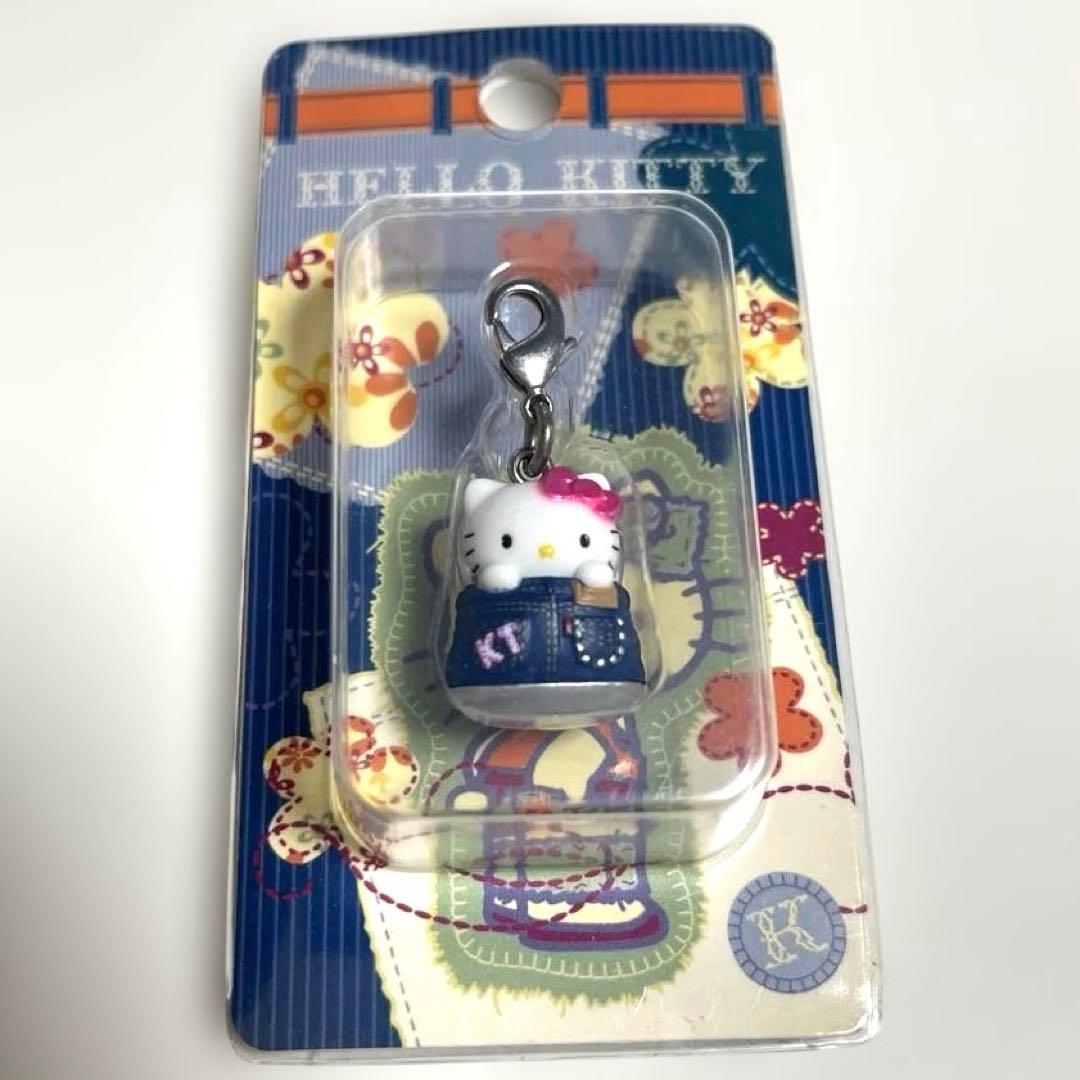 ハローキティ　ファスナーマスコット　デニム
