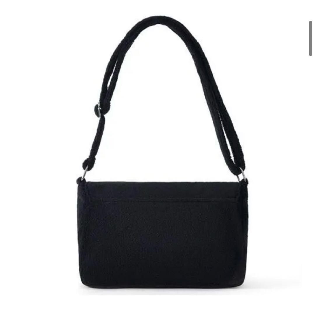 smp⭐︎♤です。 CHANEL ショルダーバッグ　パイル生地