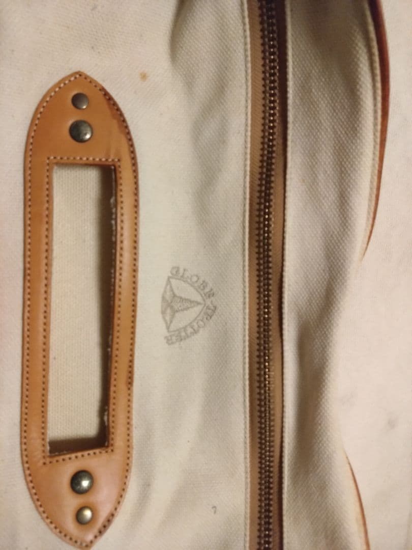 グローブトロッター　カバー　難あり