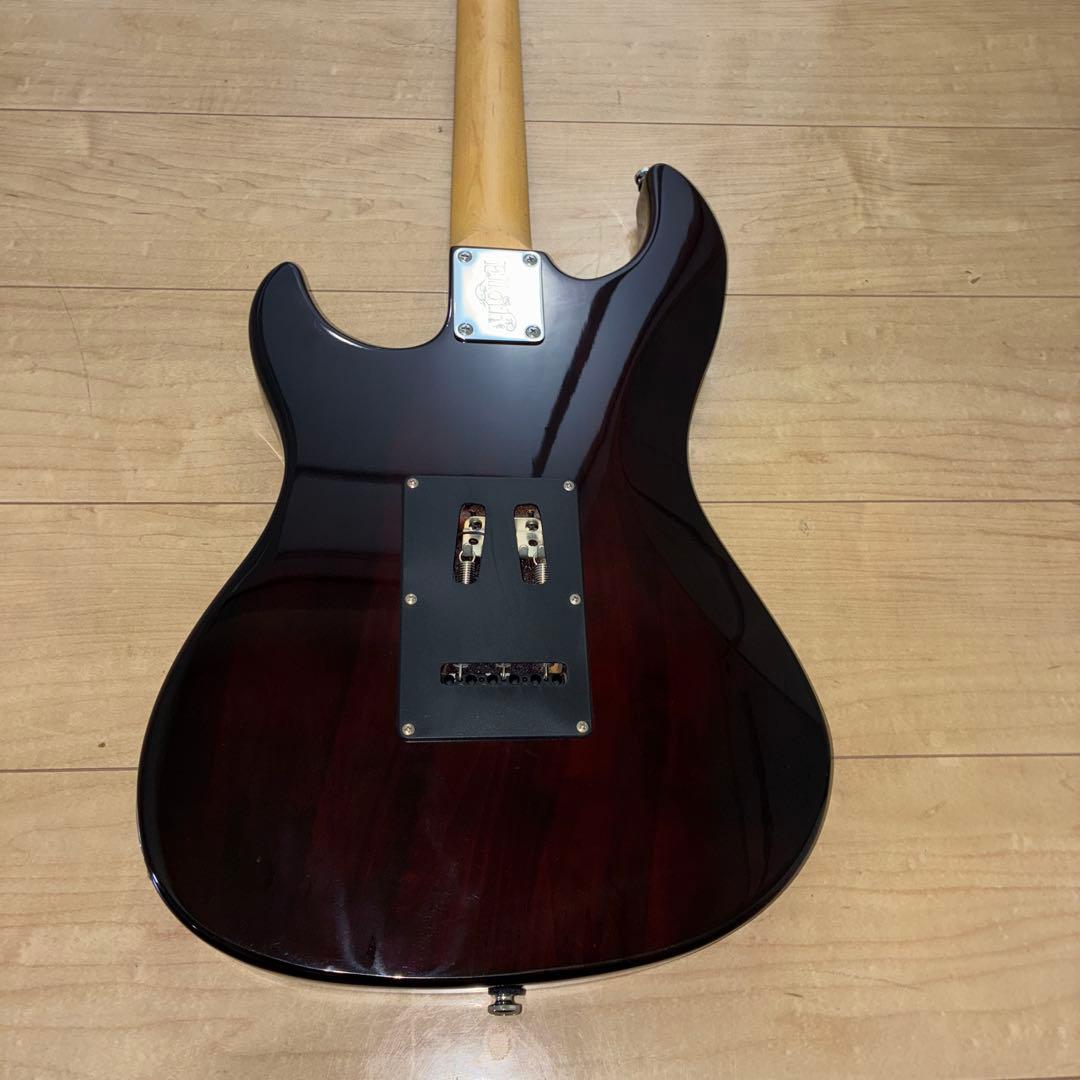 調整済み　いい音　Elioth S305 上位機種　ストラトキャスタータイプ