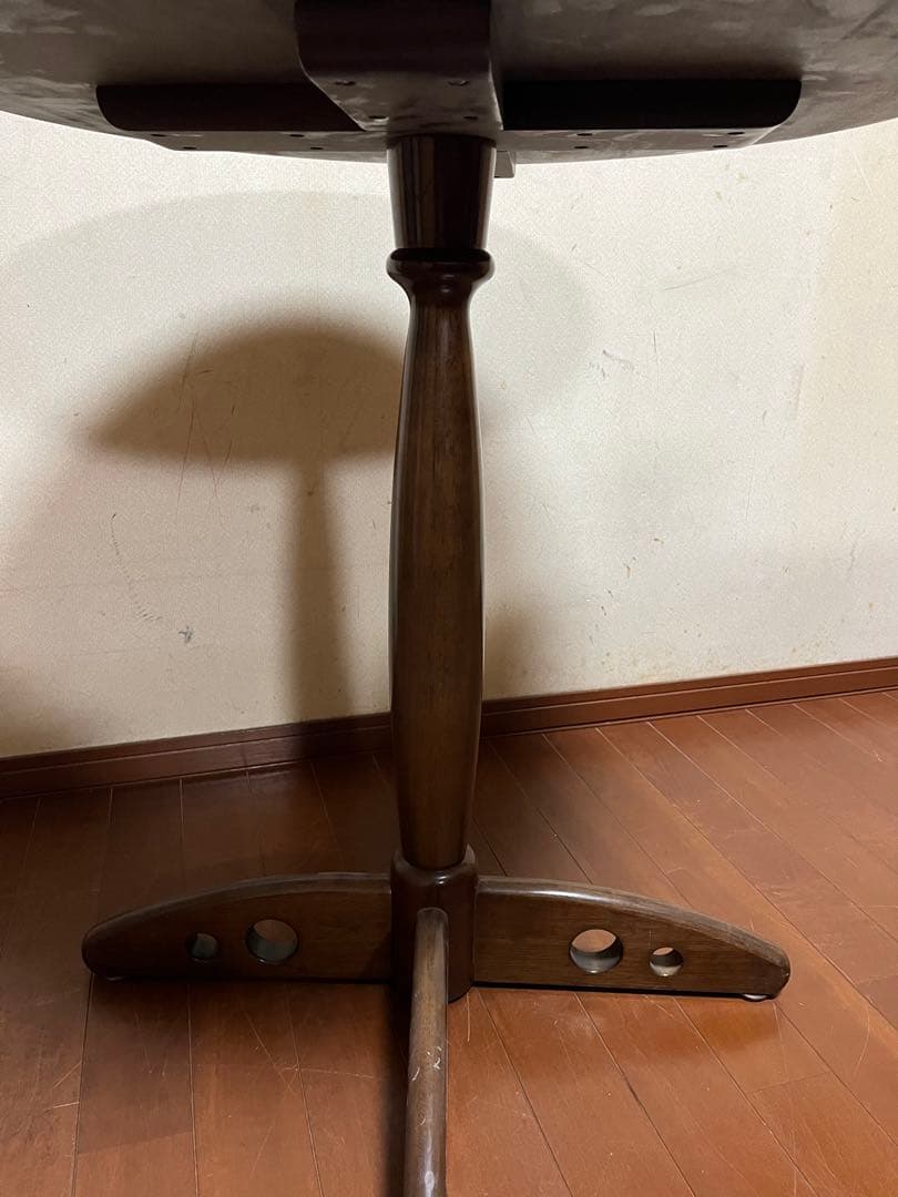 【アンティーク】木製丸型カフェテーブル　サイドテーブル