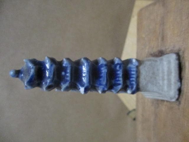 白磁染付仏塔　b81M 2420