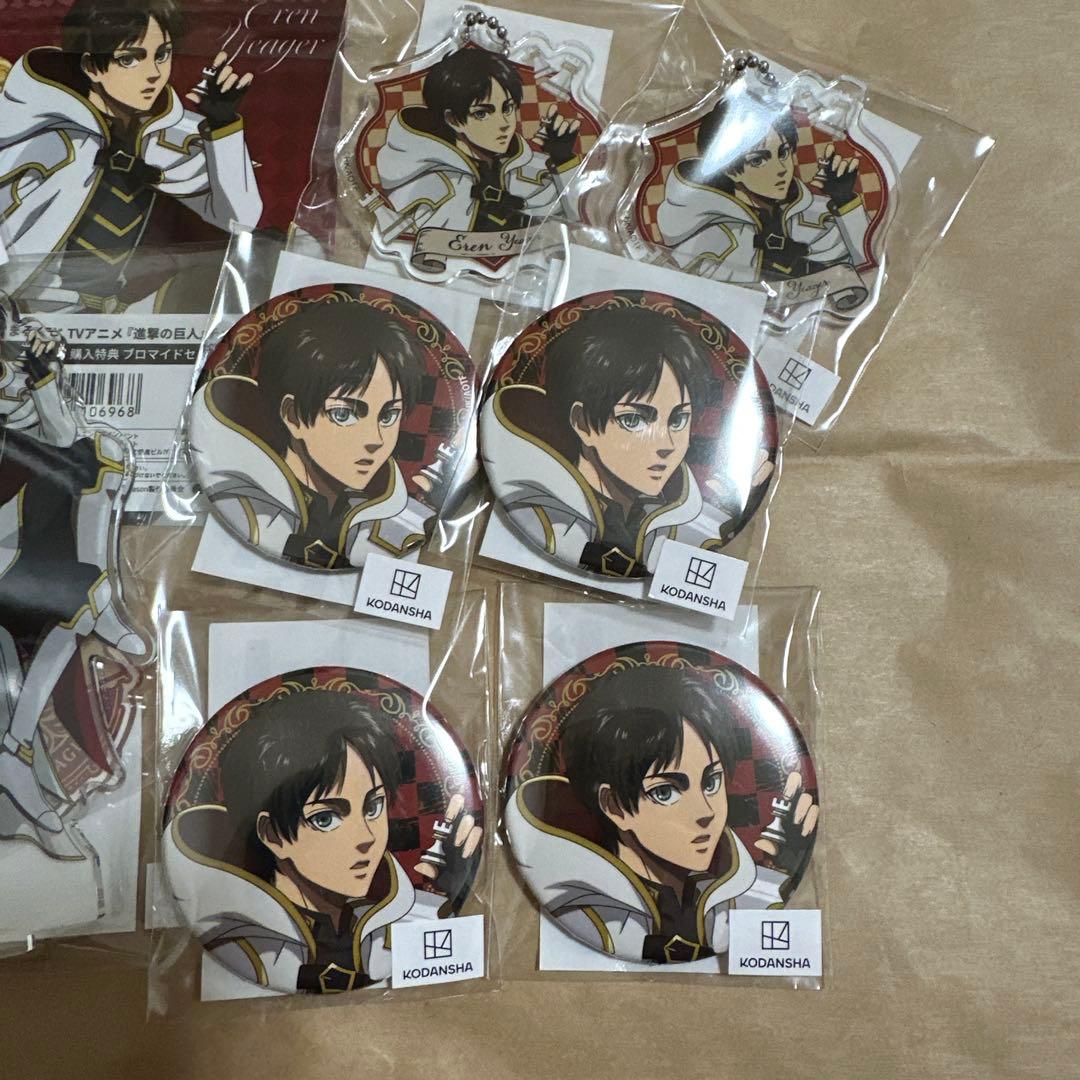 まるくじ　エレン　進撃の巨人　アクスタ　缶バッジ　アクキー