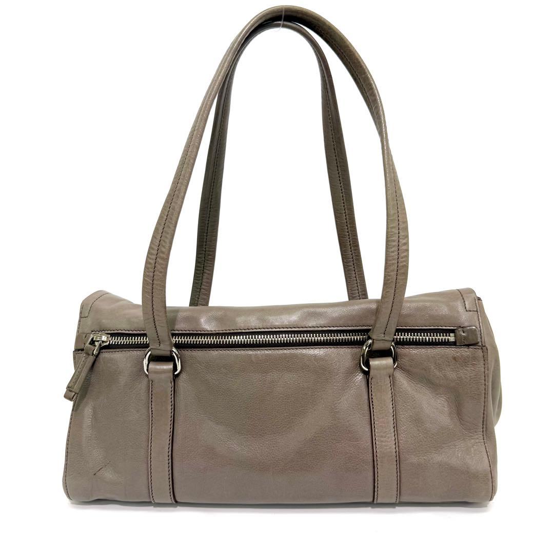 ✨PRADA レザー トートバッグ✨