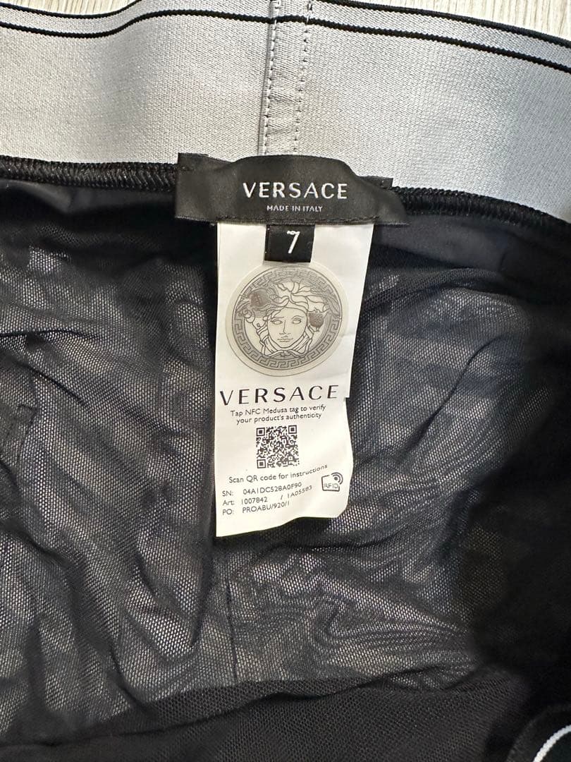 ベルサーチェ　水着　メンズ　versace