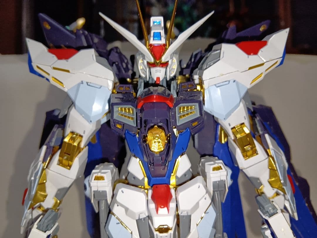 メタルビルド風中華製ストライクフリーダムプラモデル完成品ジャンク