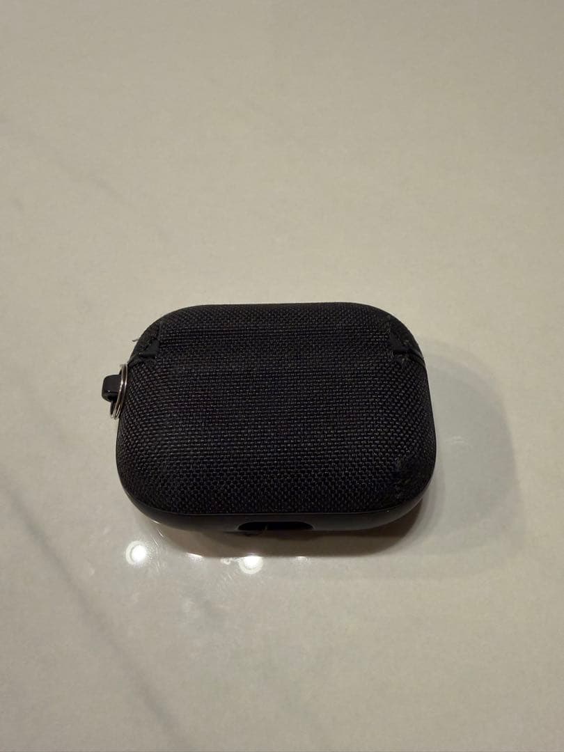 AirPods Pro(第2世代) MagSafe対応+ Spigenケース付き