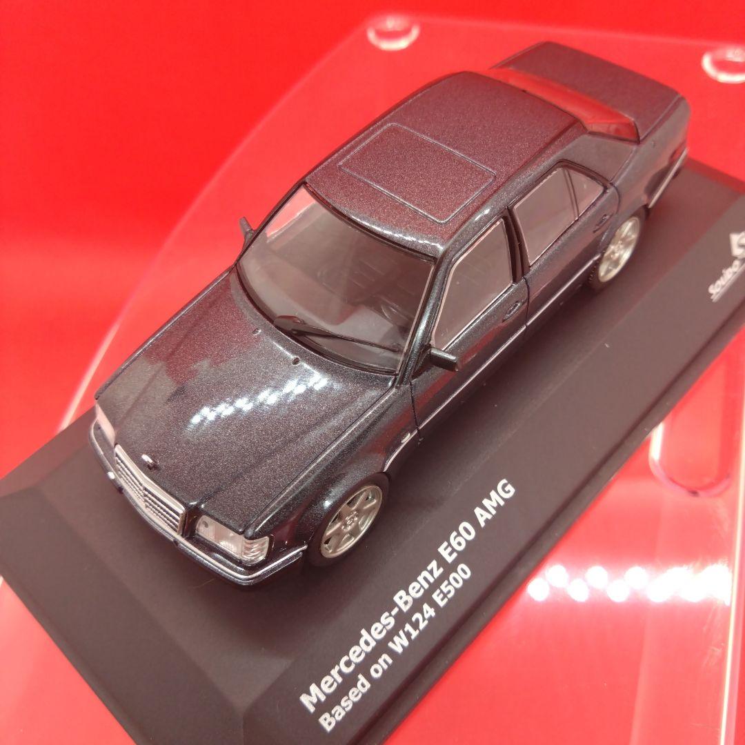 1/43 メルセデス・ベンツ　E60 AMG. W124 E500 SOLIDO