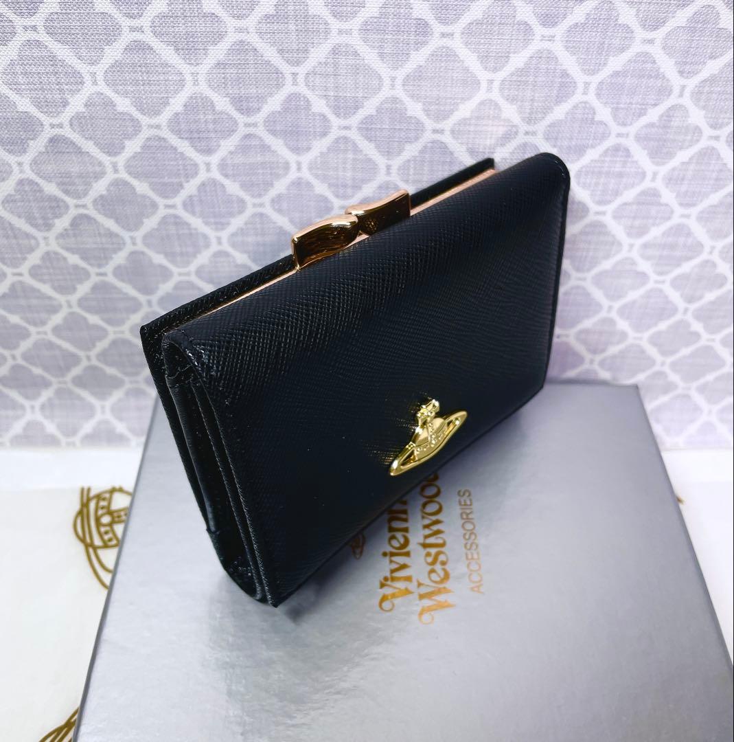 【大人気♡ショッパー付】新品 ヴィヴィアン・ウエストウッド　三折り財布 ブラック