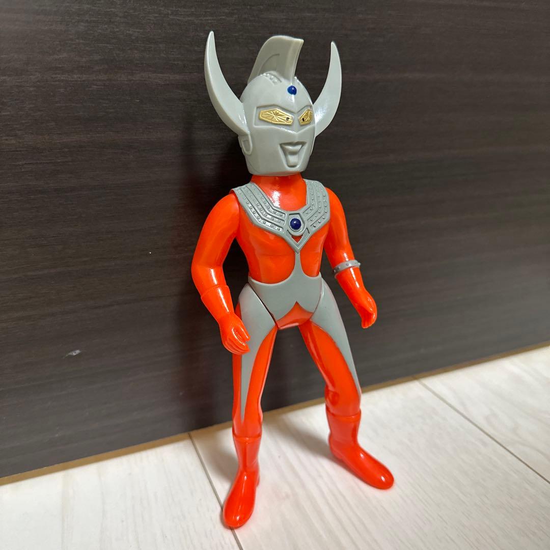 ウルトラマンタロウ　ソフビフィギュア　ブルマァク　円谷プロ バンダイ